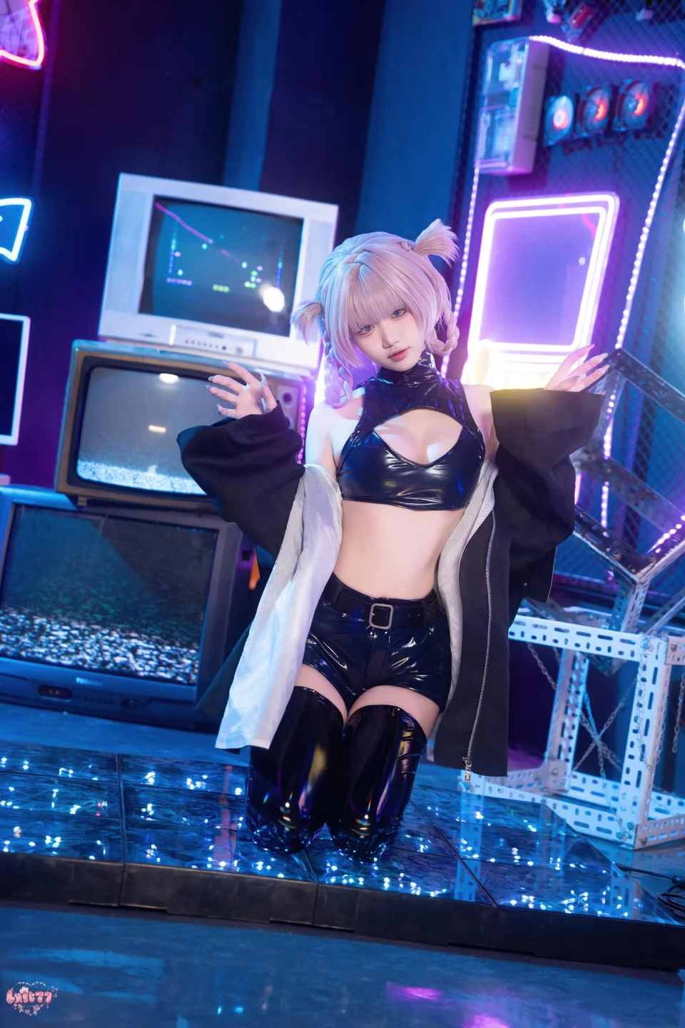 柒柒要乖哦_No_070_彻夜之歌_常服七草荠_41P_389MB tg@simisebaisi 【丝足阁】003.webp